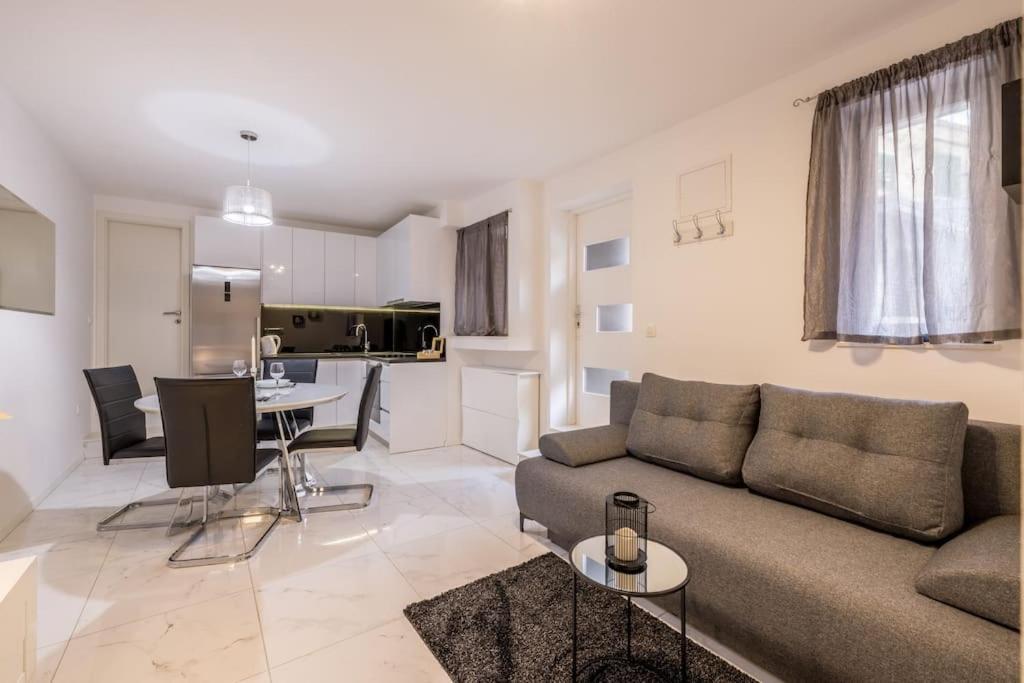 Apartment Paradise Garden Сплит Экстерьер фото